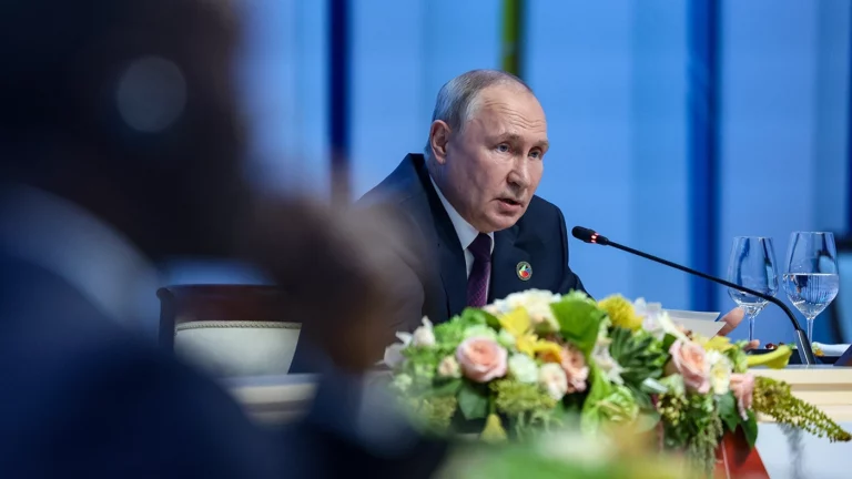 «Нас просили это сделать». Путин объяснил причины отступления из-под Киева в 2022 году