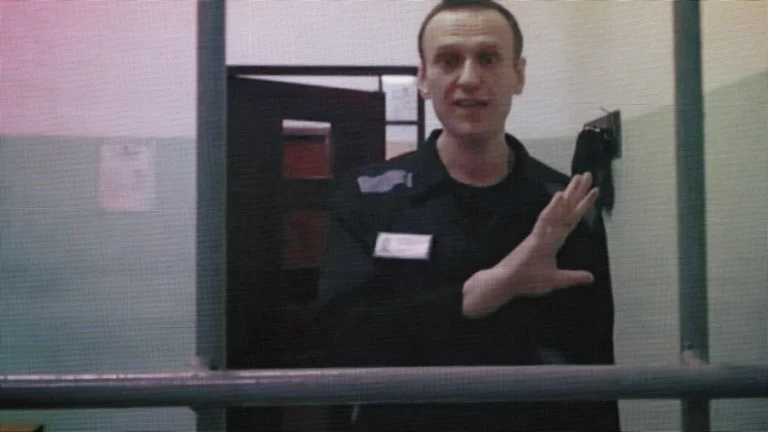 WSJ: на Западе допустили включение Навального в сделку по обмену заключенными между Россией и США