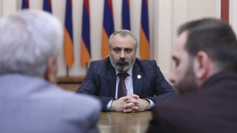 Власти Азербайджана задержали бывшего советника президента НКР Бабаяна
