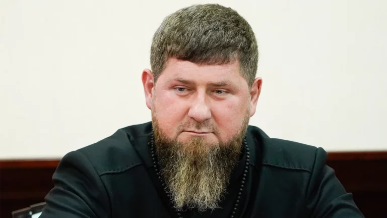 «Скрыть его смерть будет невозможно»: эксперты — о слухах про болезнь Кадырова