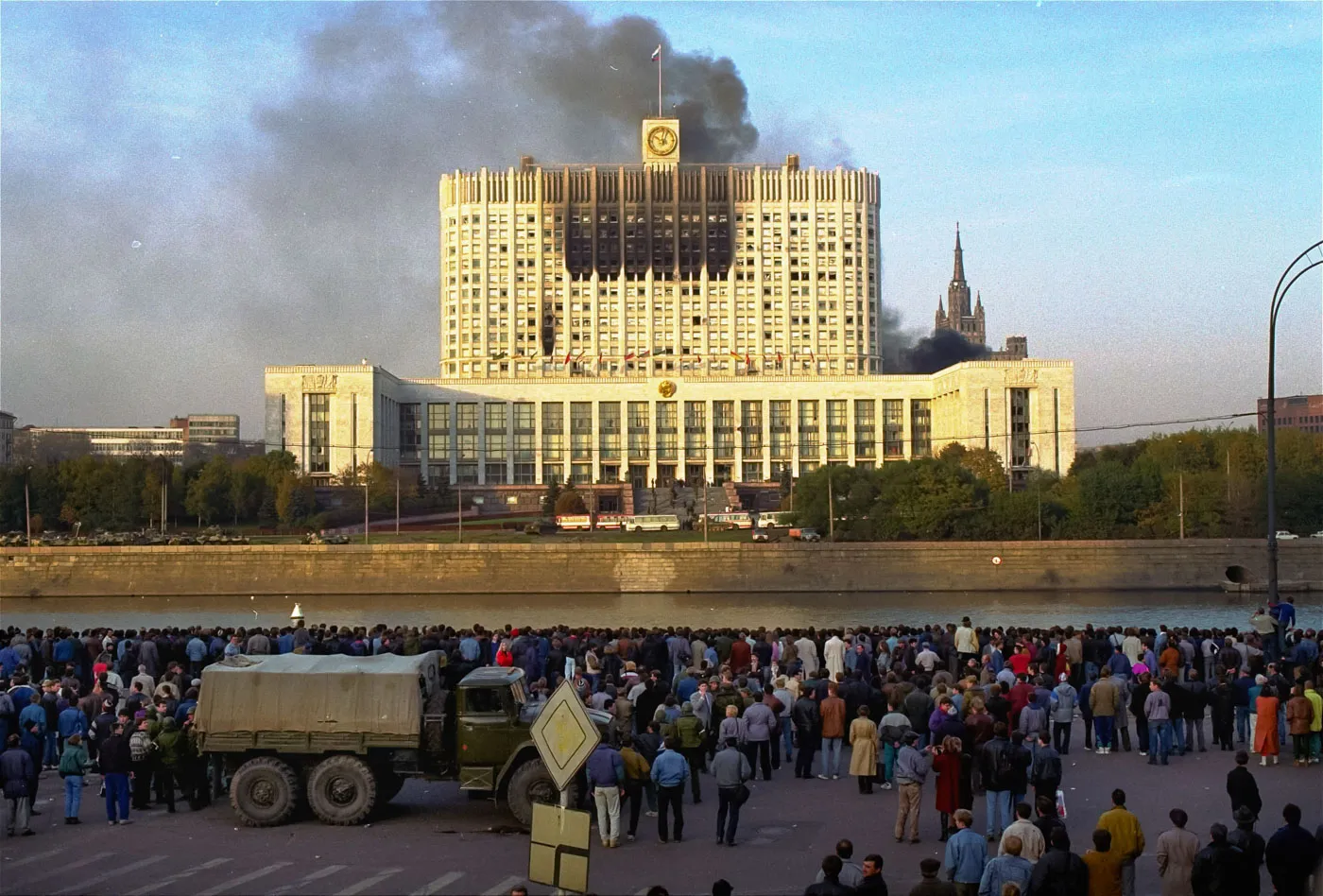 30 лет «расстрелу» Белого дома. Фотогалерея