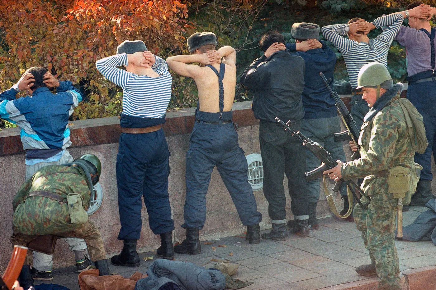 30 лет «расстрелу» Белого дома. Фотогалерея