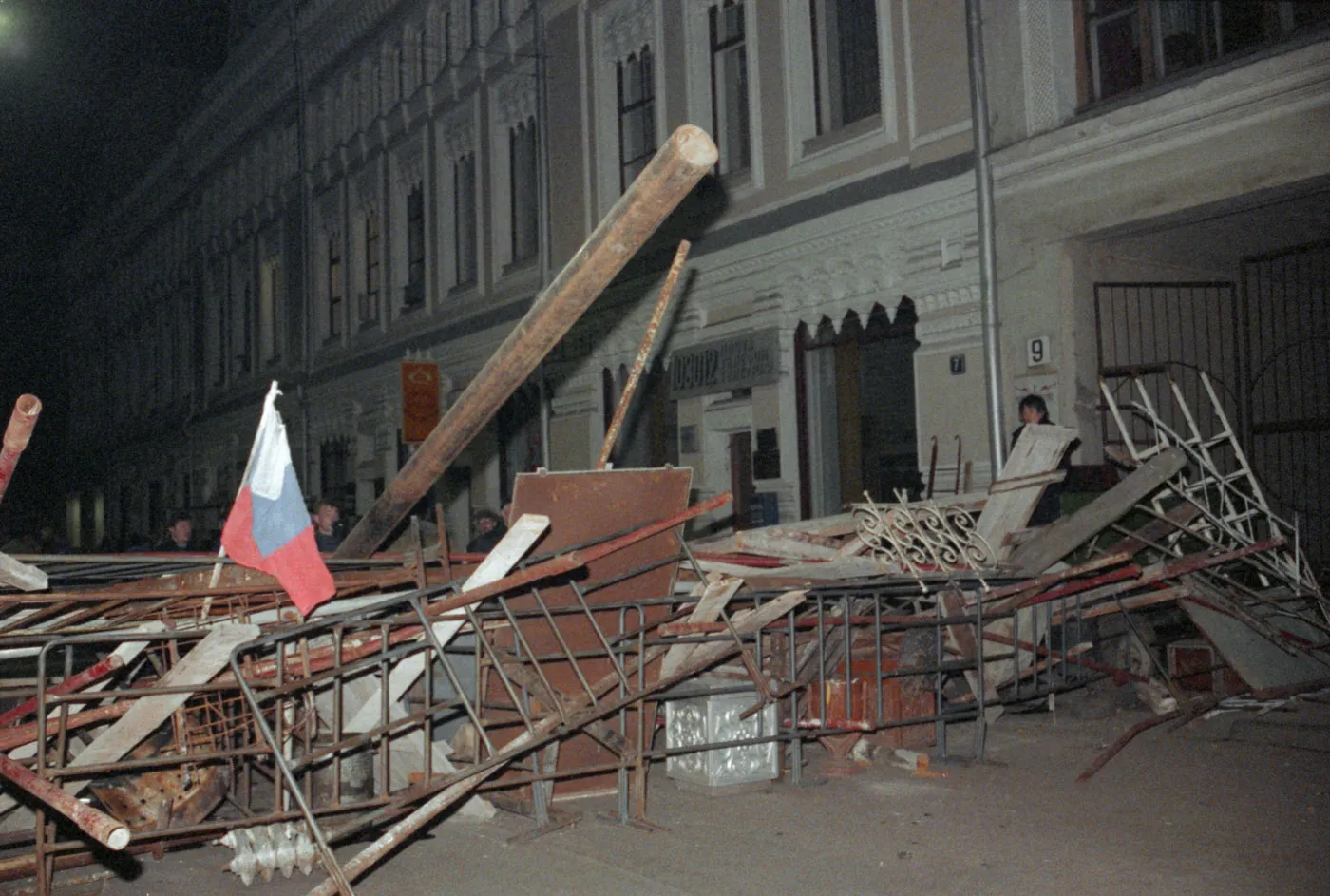 30 лет «расстрелу» Белого дома. Фотогалерея