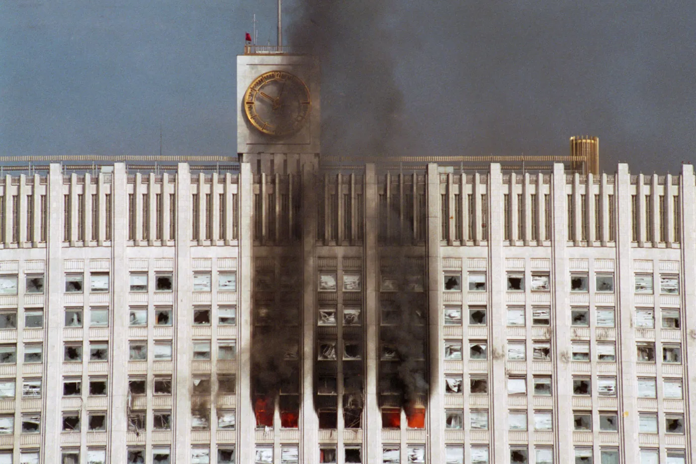 30 лет «расстрелу» Белого дома. Фотогалерея