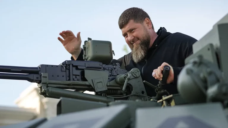 «Это слабость Кремля»: военные блогеры — о втором чеченском батальоне Кадырова