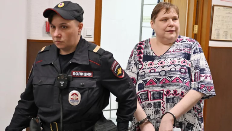 Для журналистки Баязитовой запросили 14 лет колонии по делу о вымогательстве