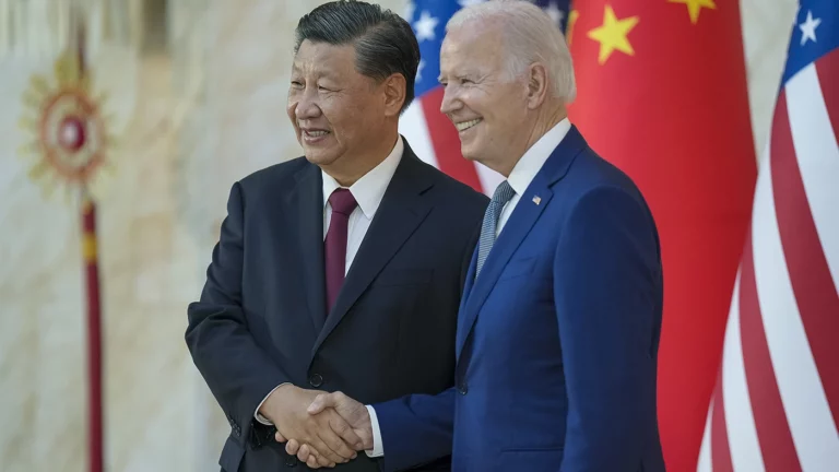 Politico: Байден проведет «жесткие переговоры» с Си Цзиньпином