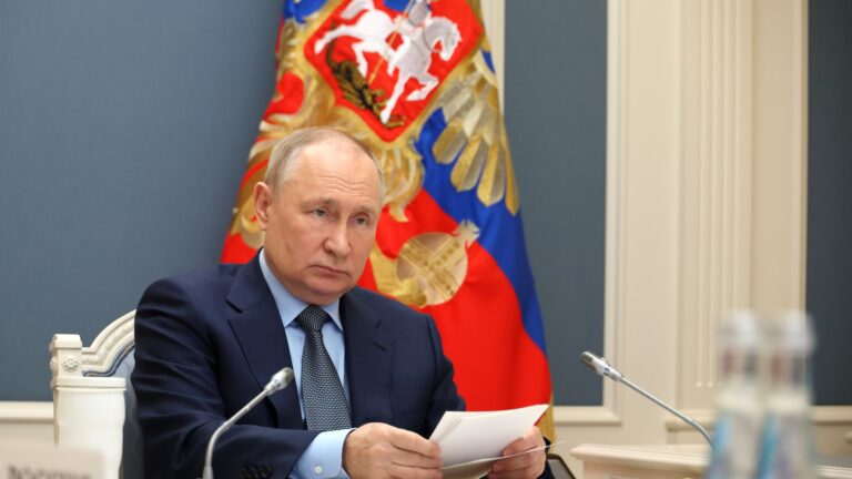 Путину доложили о стрельбе в «Крокус Сити Холле»