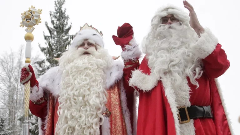 «Почему не русский Дед Мороз?». В Воронеже СМИ заставили заменить Санта Клауса