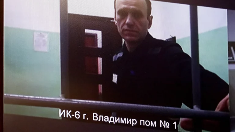 Росфинмониторинг пометил Навального и его соратников как «причастных к терроризму»