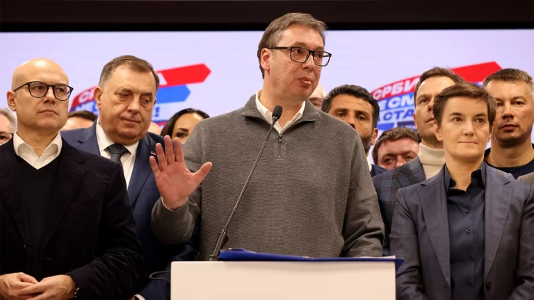 Вучич укрепился — в Сербии подводят итоги внеочередных выборов в парламент