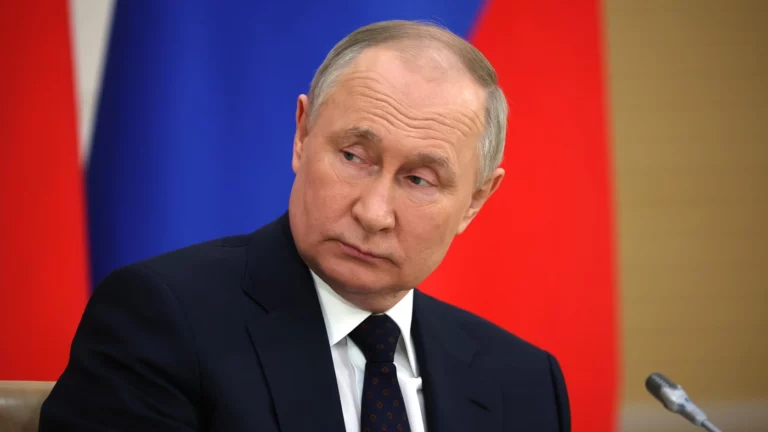 «Просто фигура речи». Путин назвал чушью слова Байдена о нападении на НАТО