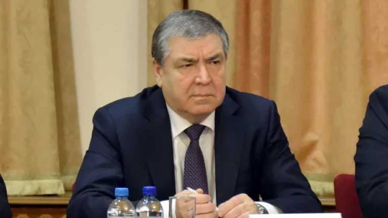 ДЧС после заседания комиссии по землетрясению разрешил вернуться жителям Алматы в дома