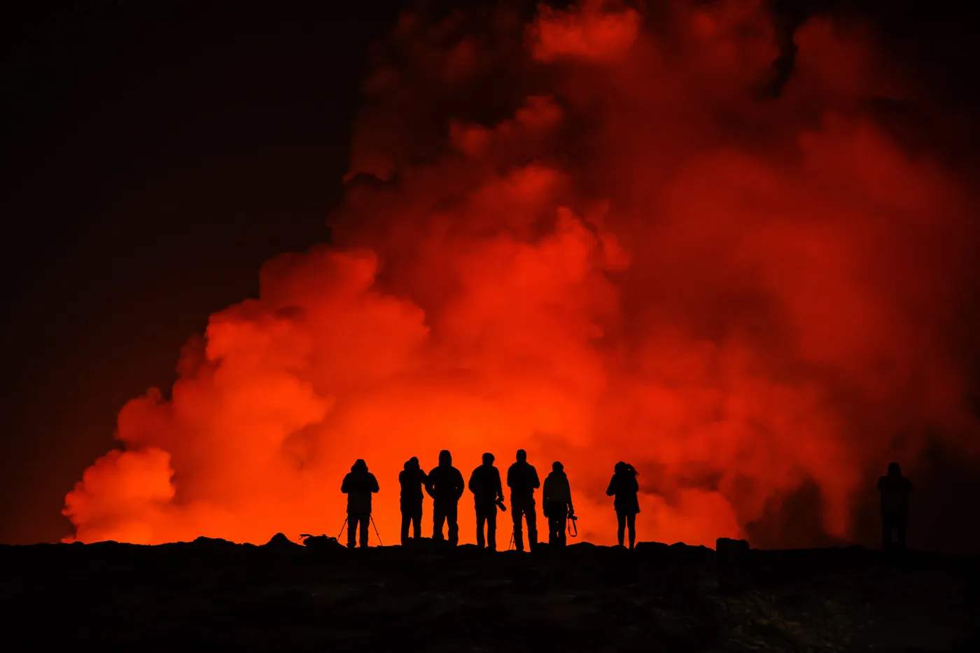 На юго-западе Исландии снова извергается вулкан. Фотогалерея