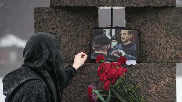 Соратники Навального подтвердили его смерть