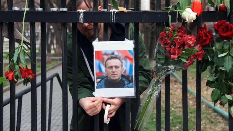 ЕС согласовал санкции против России из-за смерти Алексея Навального в колонии
