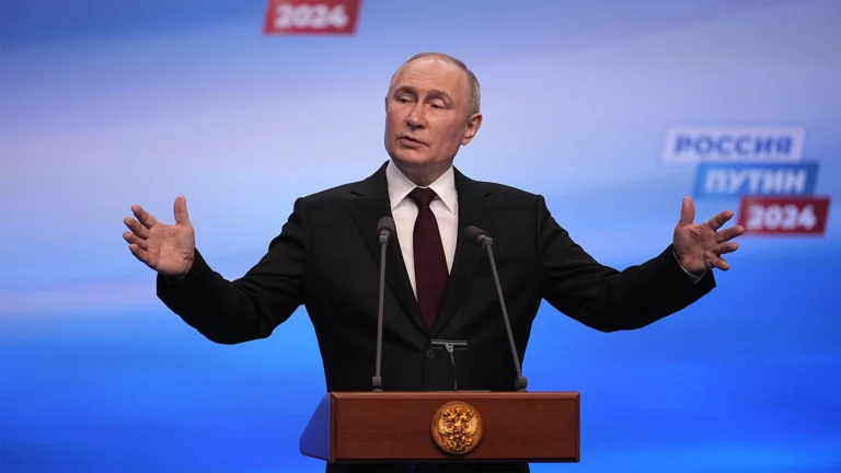 Список сократился вдвое: кто из мировых лидеров поздравил Путина с победой