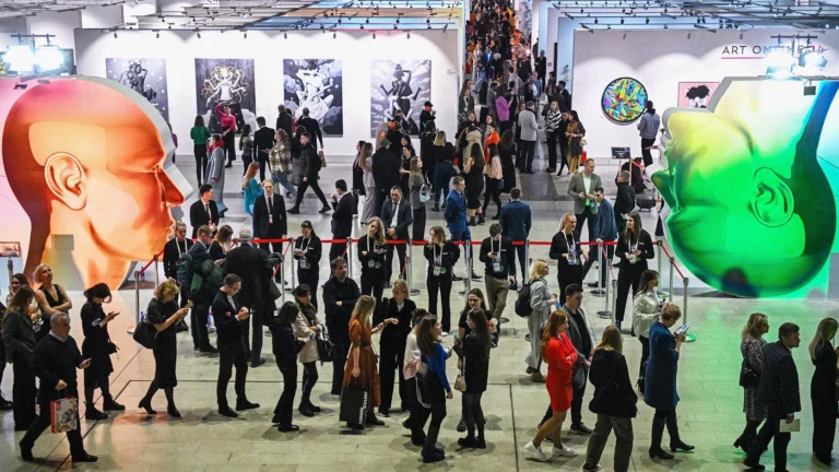 Стала известна программа ярмарки современного искусства Art Russia