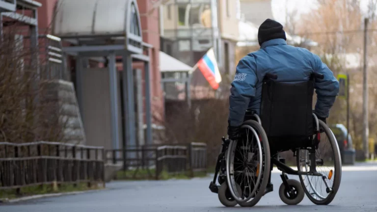 В России зарегистрировали рекордное за восемь лет число мужчин с инвалидностью
