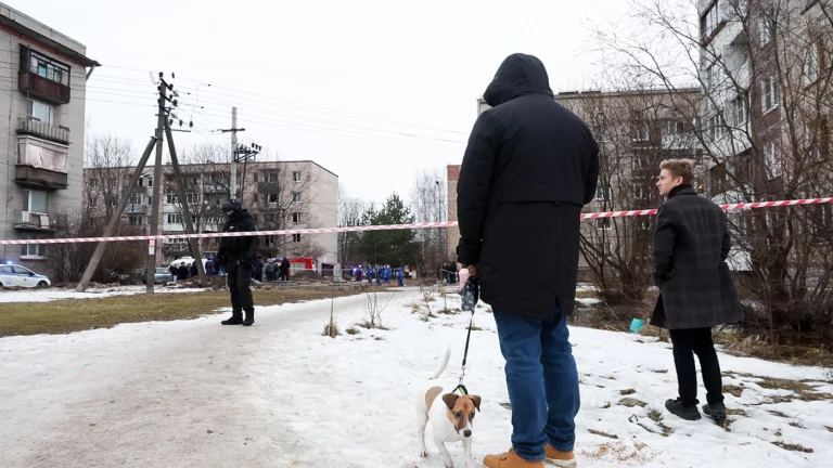«Фонтанка» сообщила, что беспилотник атаковал жилой дом в Санкт-Петербурге