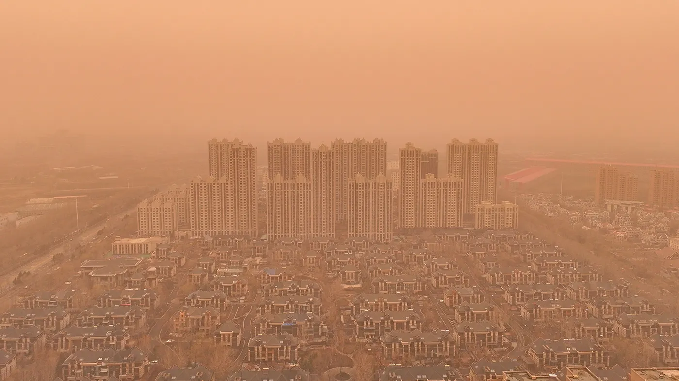 Песчаная буря в Китае. Фото дня