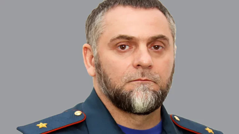 «Известия»: министра МЧС Чечни Цакаева задержали в Дагестане