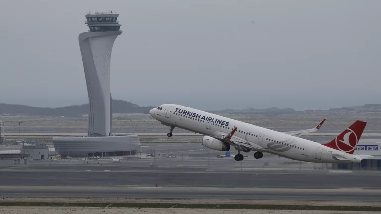 Дипломаты разбираются с отказом в посадке россиян на рейсы из Стамбула в Мексику