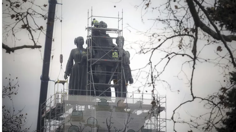 Посол России: снесенный в Болгарии памятник Советской армии не был в бедственном состоянии