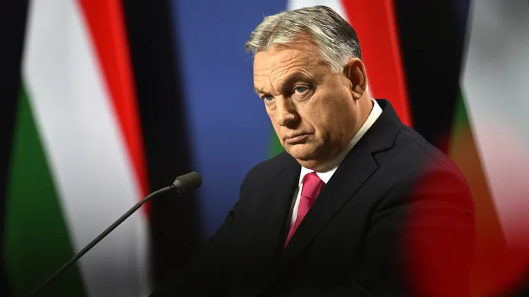 Орбан обвинил лидеров ЕС в шантаже и призвал их уйти в отставку