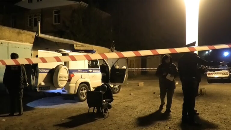 Пятерых человек объявили в розыск после обстрела полицейских в Карачаево-Черкесии
