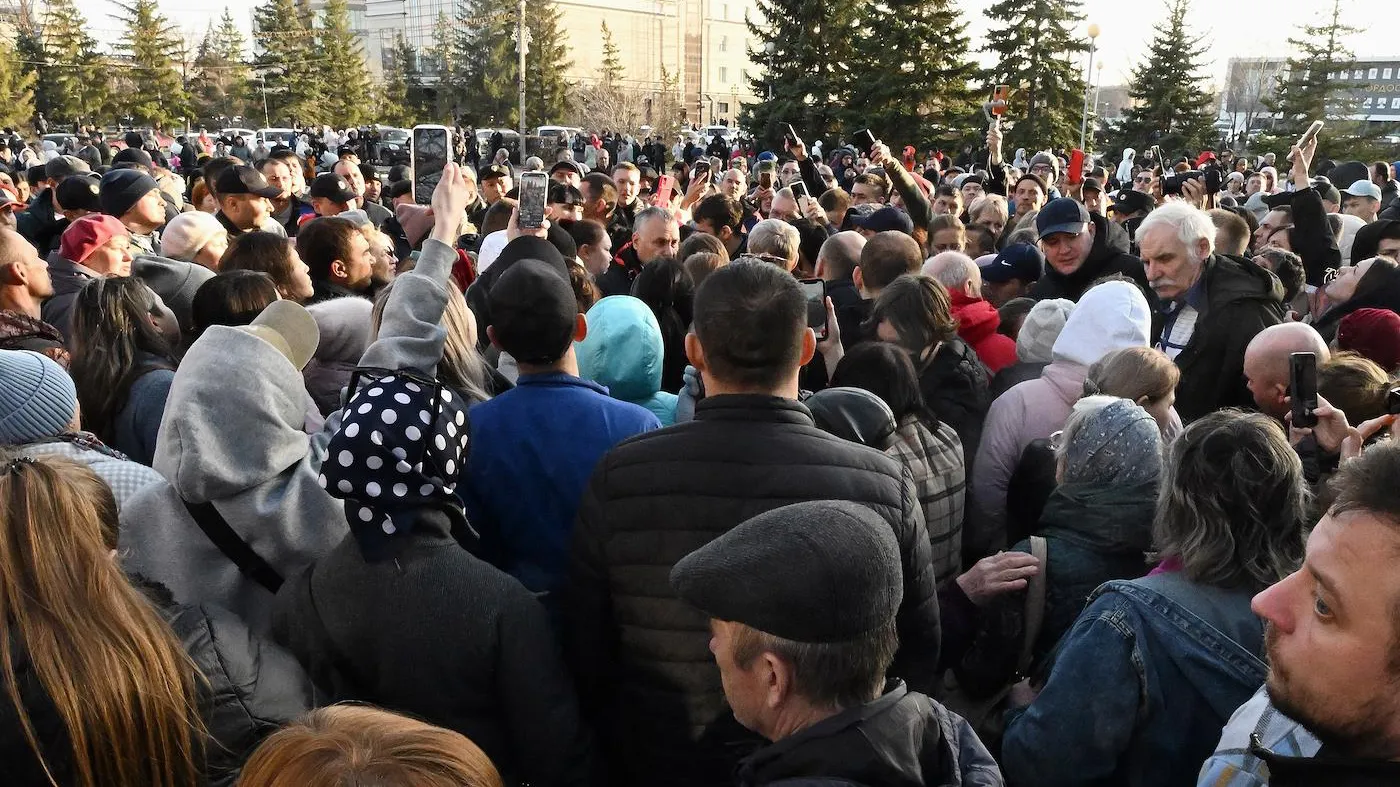 Жители затопленного Орска вышли на митинг и потребовали отставки мэра