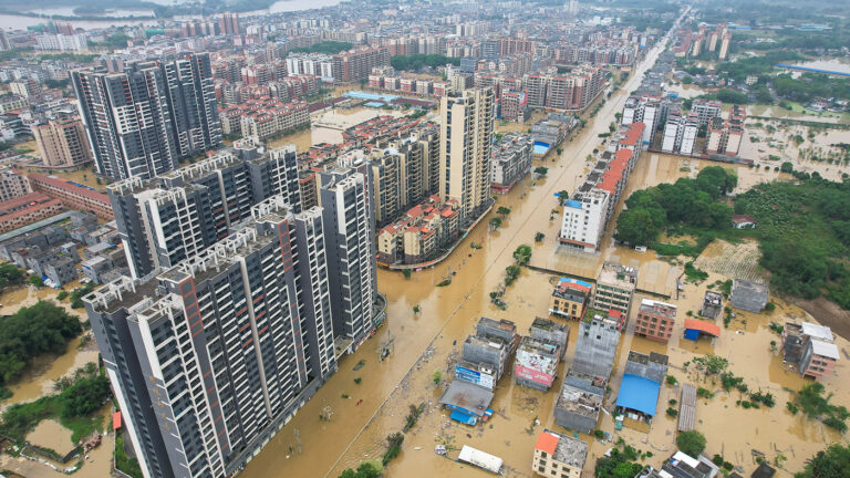 Наводнение в Китае. Фото дня