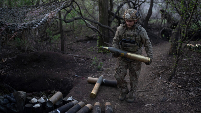 Как помощь США Украине повлияет на военный конфликт — прогнозы экспертов