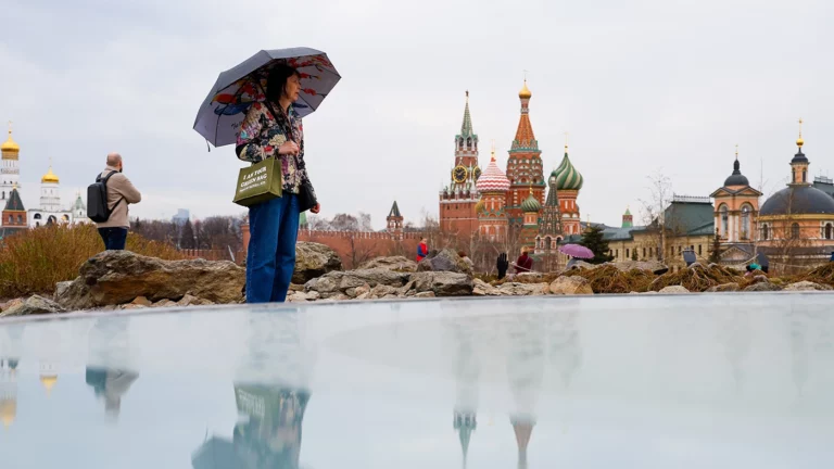 Похолодание, дожди и «барическая пила». Погода в Москве на неделю