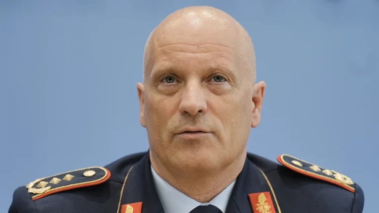 В Германии прекратили расследование против главы ВВС по делу об утечке