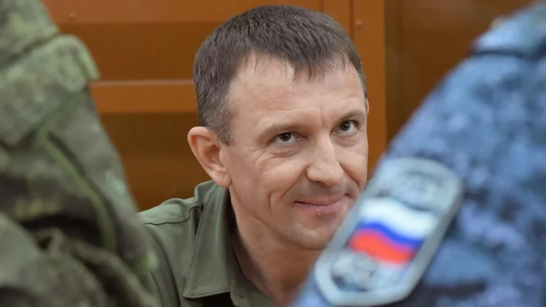 Суд второй раз отказался отпустить генерала Ивана Попова под домашний арест