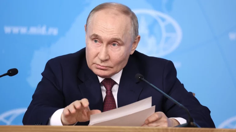 Путин назвал условия мирного урегулирования конфликта с Украиной. Что он сказал
