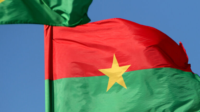 Власти Буркина-Фасо обвинили Киев в «восхвалении террора» за поддержку туарегов