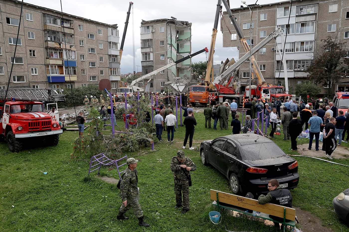 Обрушение жилого дома в Нижнем Тагиле. Фото дня