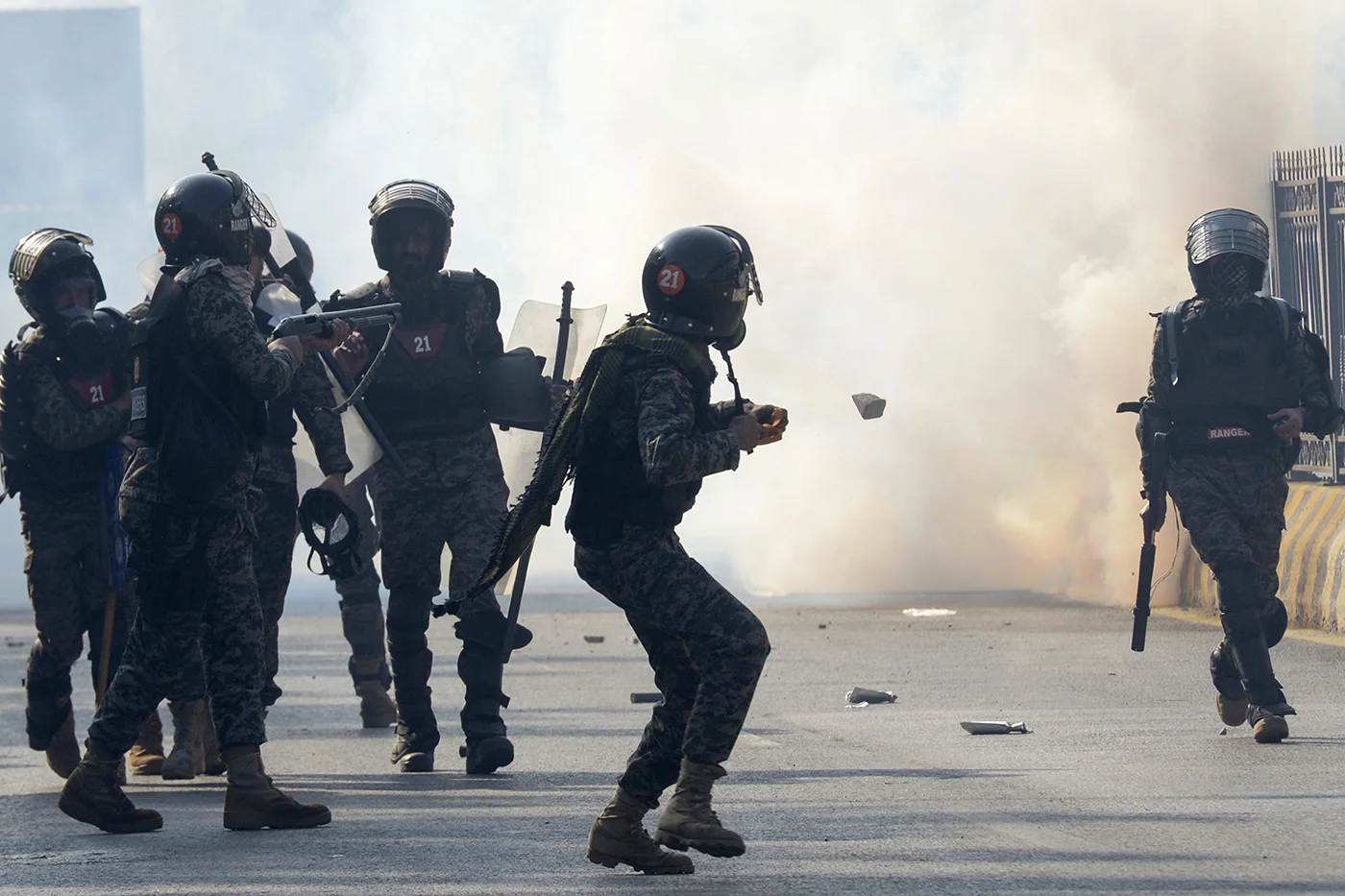 Протесты в Пакистане. Фото дня