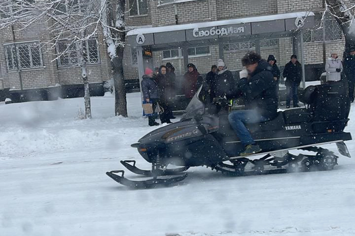 Снегопад в Благовещенске. Фото дня