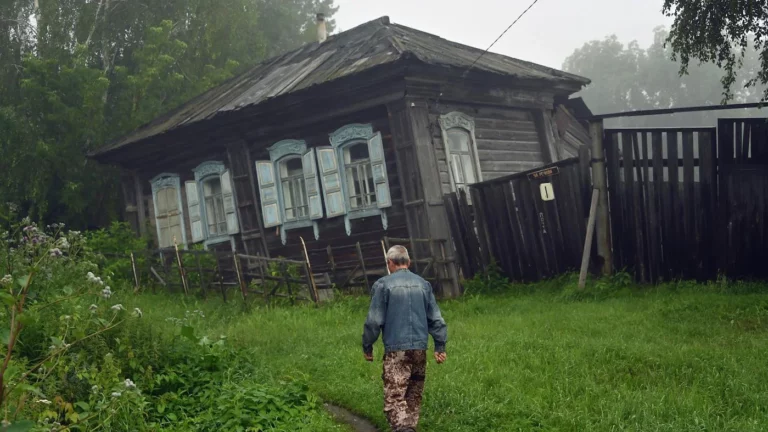 Росстат раскрыл, сколько россиян живет за чертой бедности