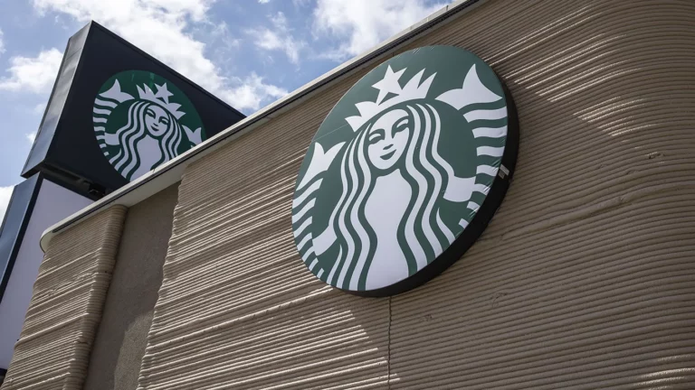 Starbucks откроет первую кофейню, напечатанную на 3D-принтере
