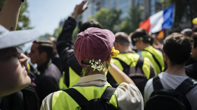 Лишь бы не работать: как в мире отмечают «нетрудовой» Первомай