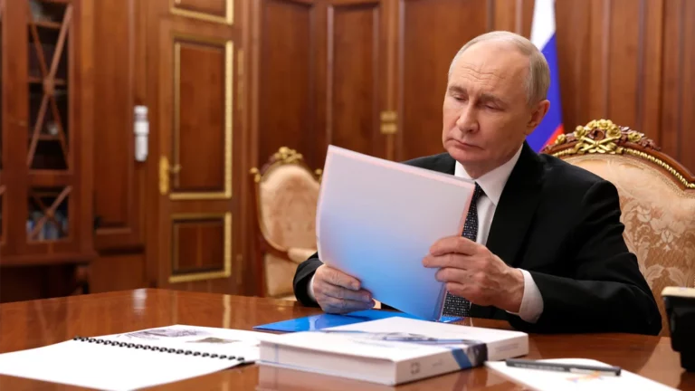 Путин продлил отсрочку от армии одной категории россиян