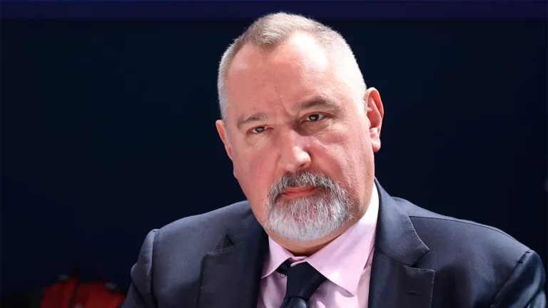 «Приветствовали трансвестита»: VK Fest раскритиковали за веселье во время СВО