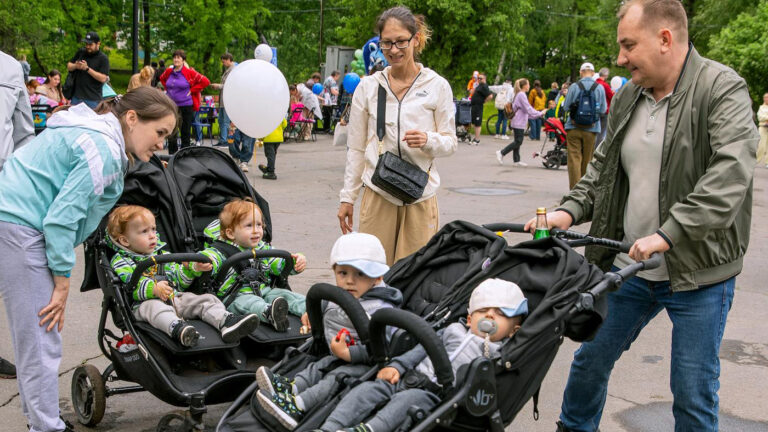 В России с 2026 года появится новая выплата для семей с двумя и более детьми