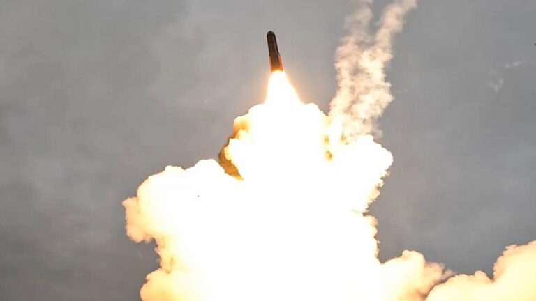 Путин: в России произведен первый серийный «Орешник»