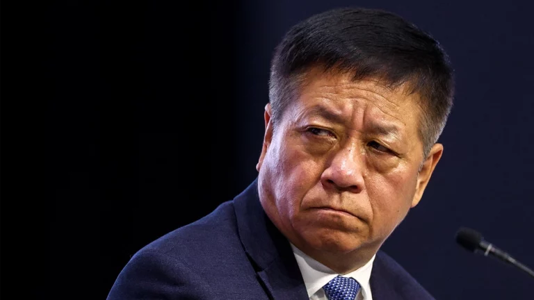 «Человек превыше всего»: посол КНР спрогнозировал влияние ИИ на будущее