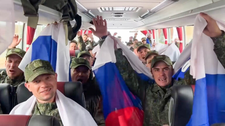 Россия и Украина провели обмен военнопленными в формате «146 на 146»